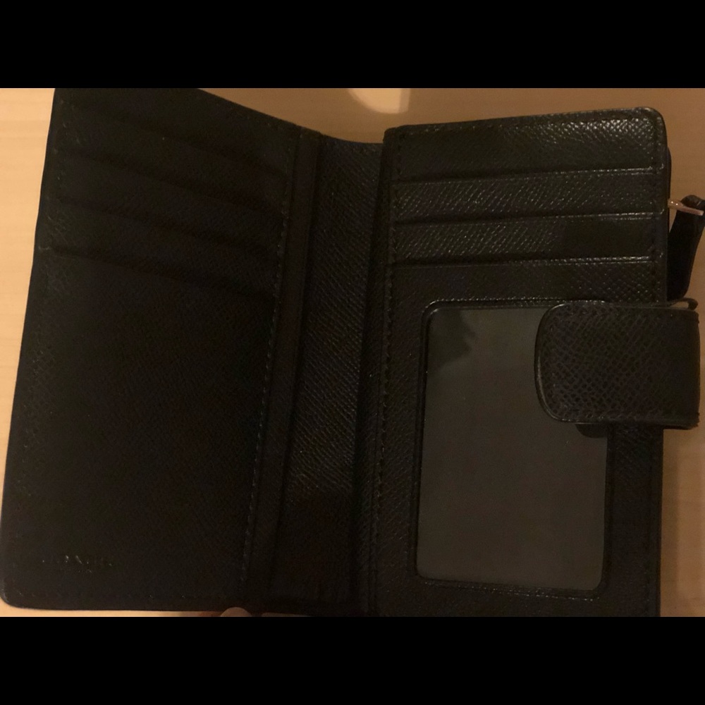 Coach Wallet - Picture 4 of 7